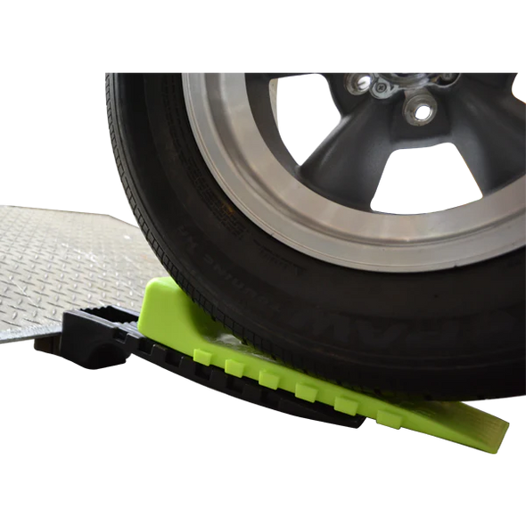 WreckMaster Neon Green Interlocking Tire Skate- A901027