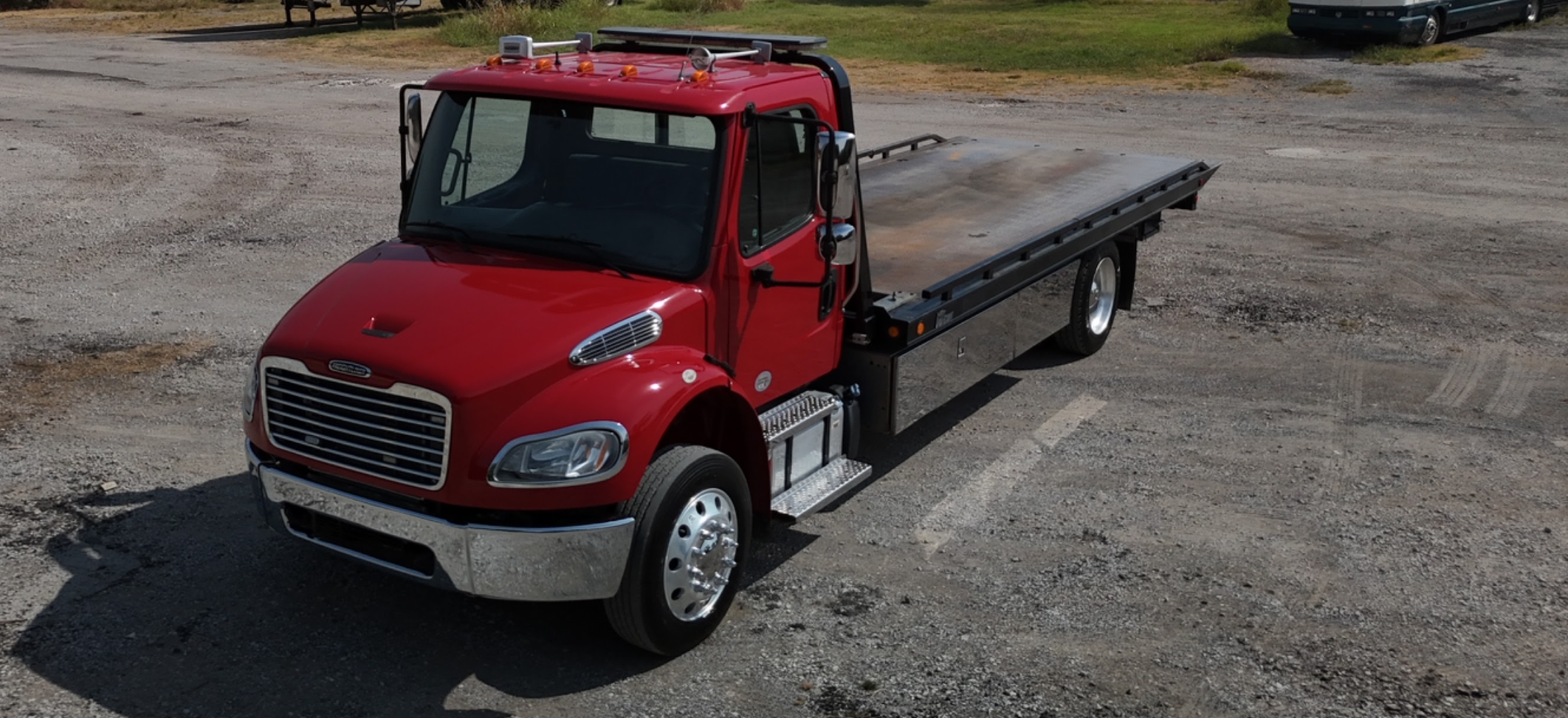 2018 Freightliner with a Vulcan 10 Series by Stephens Truck Center